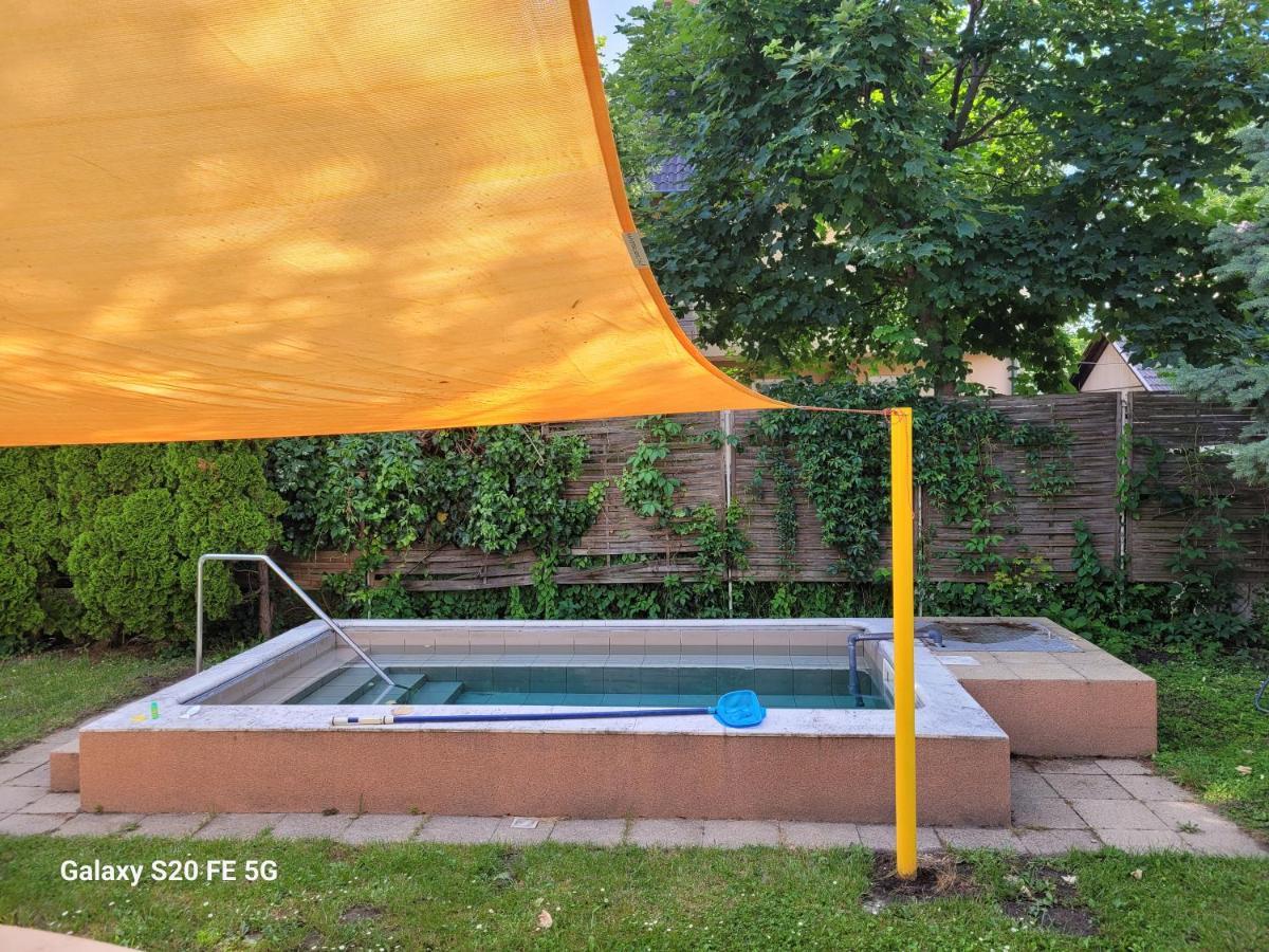 Yellow Sun 2 Apartman Siofok Exterior photo